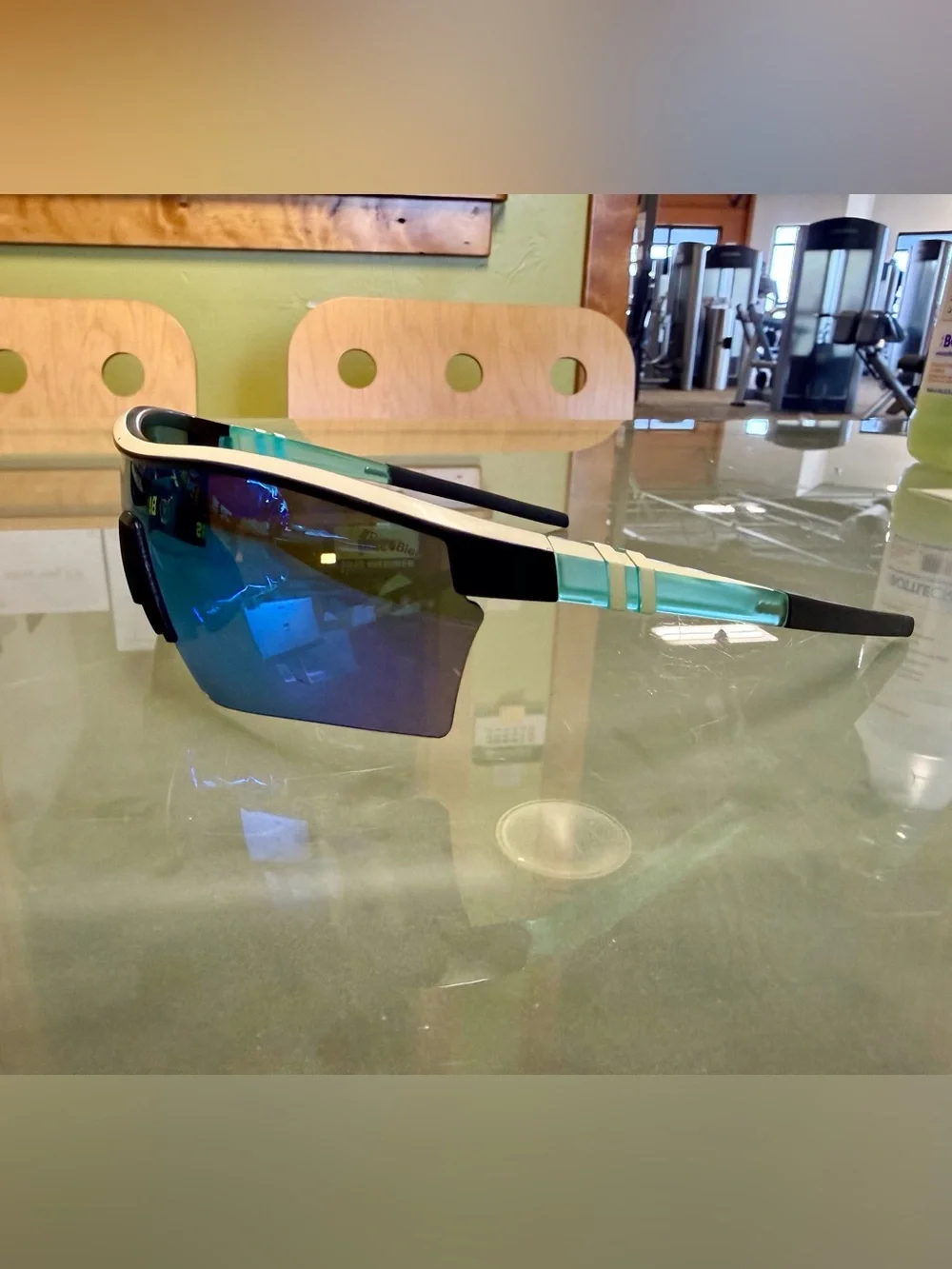 *Blenders* Performance running Sunglasses in Teal and Black
